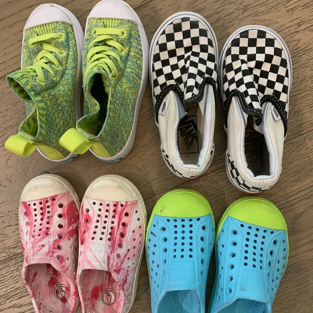 Lot of little boys / toddler shoes - size 7c